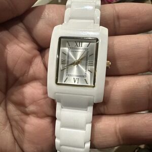Works Isaac Mizrahi Live Women Fancy Watch Ceramic White Band Gold Tone 25mm 7in